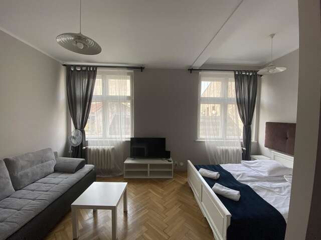 Апартаменты P&J Apartamenty Św. Krzyża Краков-34