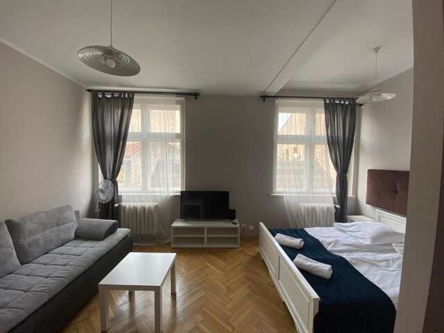 Апартаменты P&J Apartamenty Św. Krzyża Краков-53